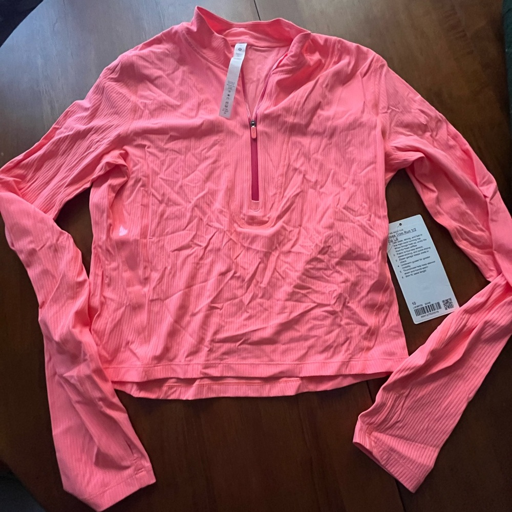Lululemon Gloss Trim Run 1/2 Zip in Sunset